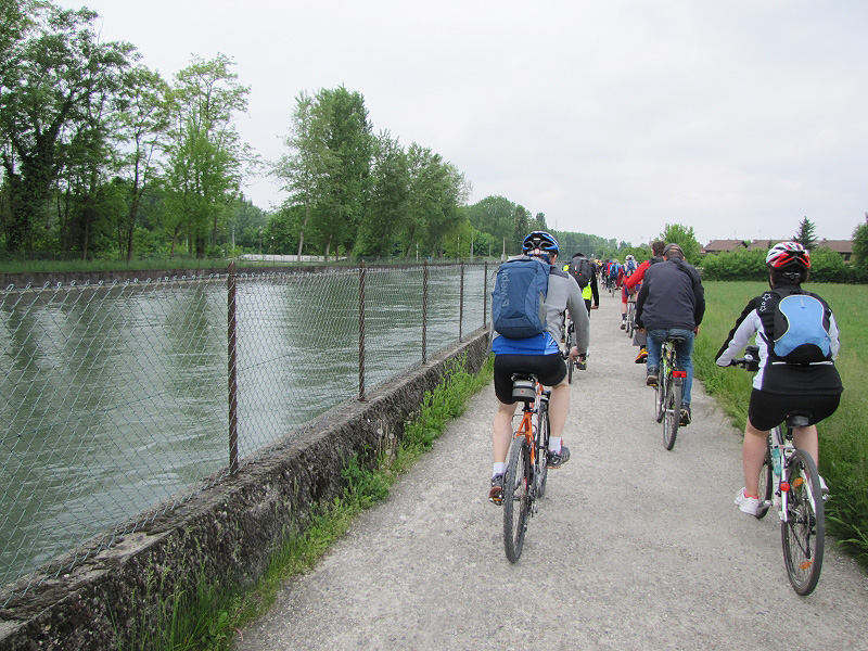 In bicicletta lungo il Canale Bertolla